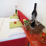 Seven Heaven Apartment